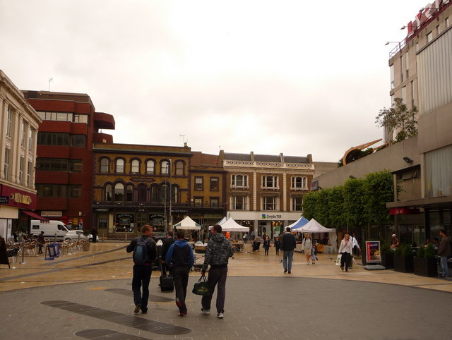Archive view of Lyric Square in 2010, not the current installation